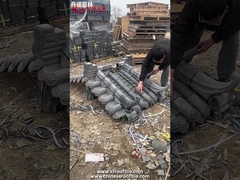 자연적 회색 중국 크레이 가정은 전통적인 설계를 타일로 덮습니다