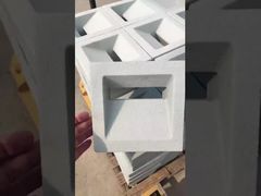 밝은 흰색 시멘트 장식 벽돌