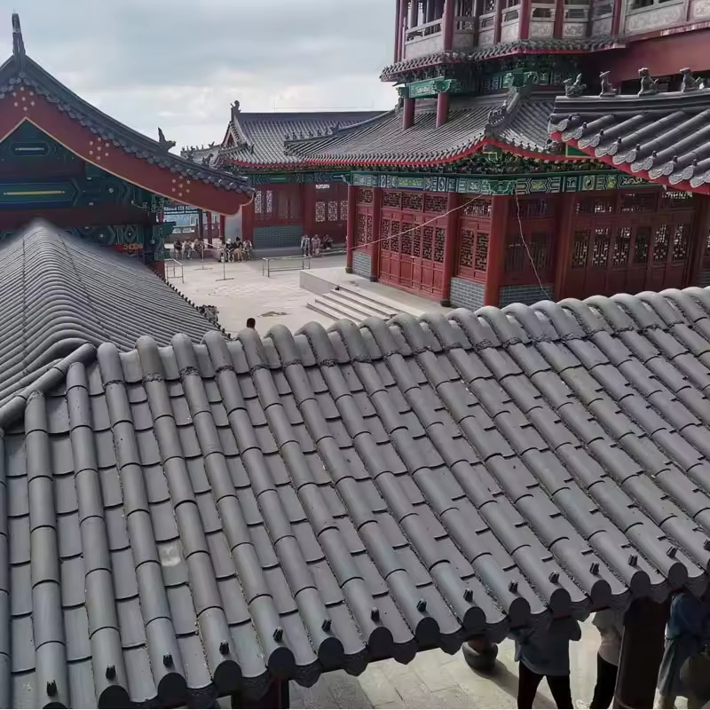 중국 불교 수도원 건물 성전 지붕 타일 매트 표면 점토 지붕 장식