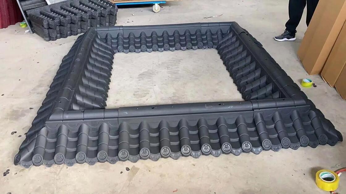 이중 면 플라스틱 지붕 타일 패널 중량 가벼운 PP 지붕 재료 전통 중국 디자인